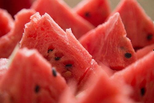 晚上吃牛角瓜会胖,小心身材“膨胀”陷阱