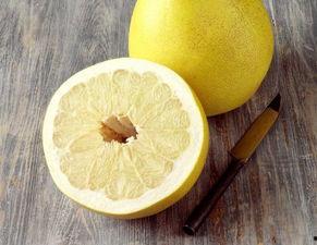 请吃瓜柚子,请吃瓜柚子，解锁夏日清新口感之旅